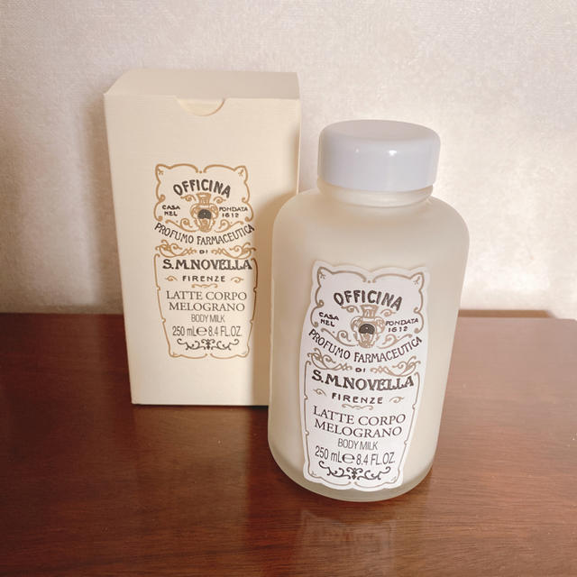 Santa Maria Novella(サンタマリアノヴェッラ)のサンタマリア　ノヴェラ★ボディミルク　ザクロ コスメ/美容のボディケア(ボディローション/ミルク)の商品写真