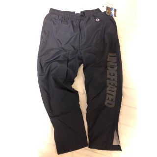 undefeated champion ナイロンパンツ　Sサイズ　新品