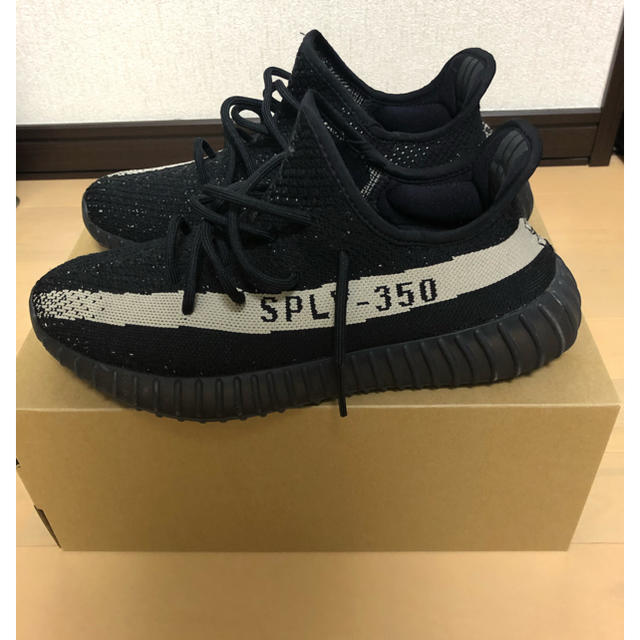 adidas(アディダス)のyeezy boost 350 V2 black white 28.0cm メンズの靴/シューズ(スニーカー)の商品写真