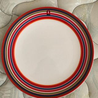 イッタラ(iittala)のイッタラ iittala オリゴ　レッド　プレート20㎝(食器)