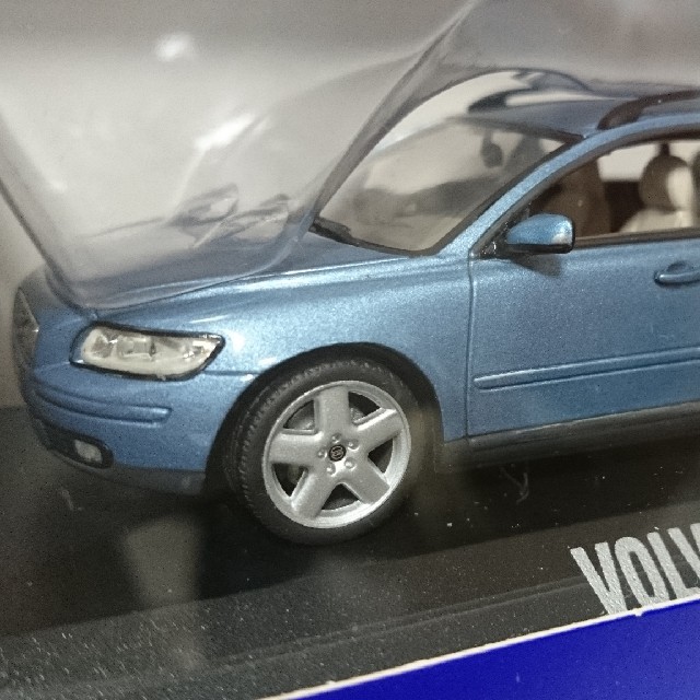 volvo v50  自動車/バイクの自動車(カタログ/マニュアル)の商品写真