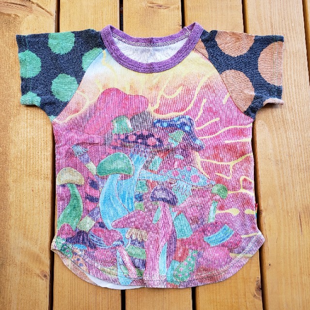 BOOFOOWOO(ブーフーウー)のバックアレイ　ブーフーウー　Tシャツ キッズ/ベビー/マタニティのキッズ服男の子用(90cm~)(Tシャツ/カットソー)の商品写真