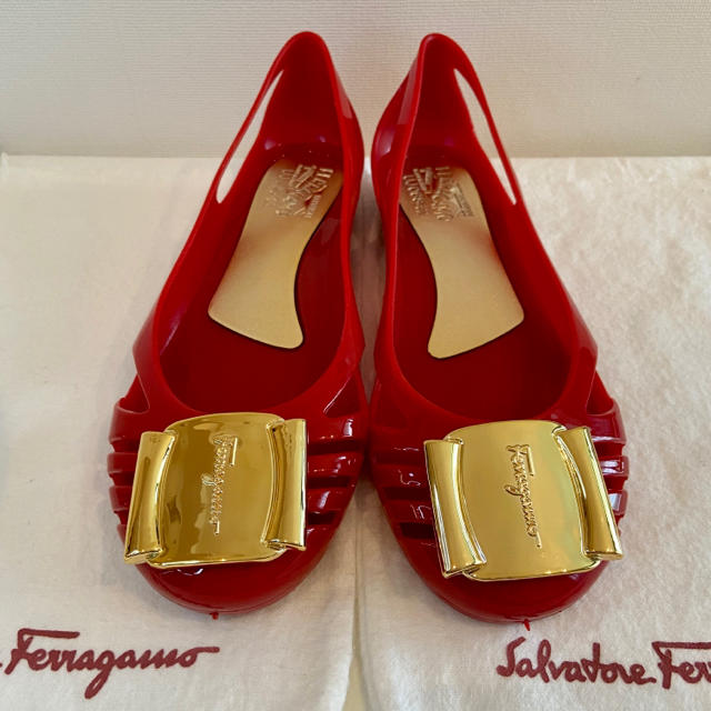 Salvatore Ferragamo(サルヴァトーレフェラガモ)のSalvadore Ferragamo フェラガモ ラバーシューズ サンダル 6 レディースの靴/シューズ(サンダル)の商品写真