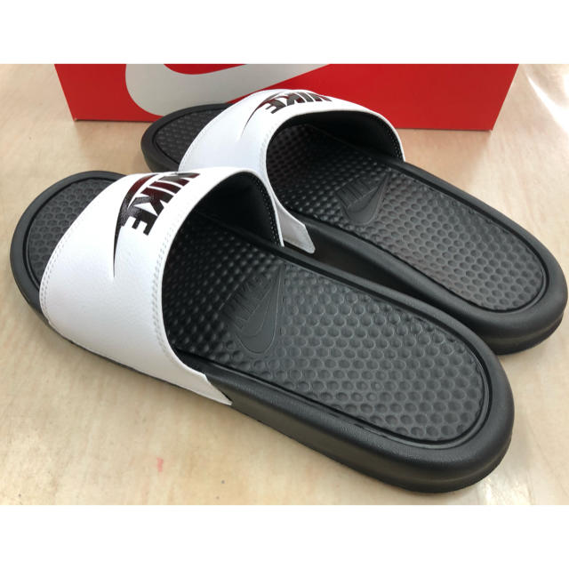 NIKE(ナイキ)のNIKEナイキ BENASSI JDI27.0cm ベナッシ シャワーサンダル  メンズの靴/シューズ(サンダル)の商品写真