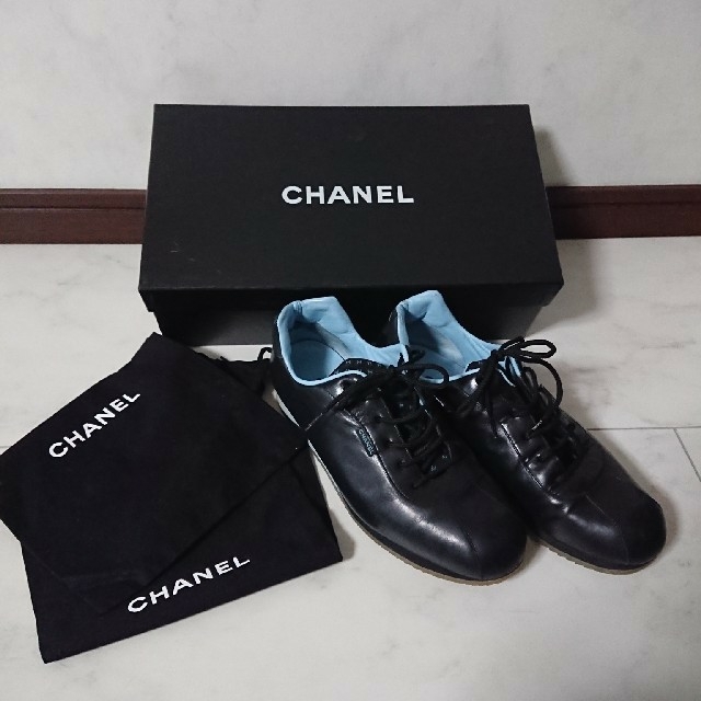 CHANEL(シャネル)のシャネル レザー スニーカー レディースの靴/シューズ(スニーカー)の商品写真