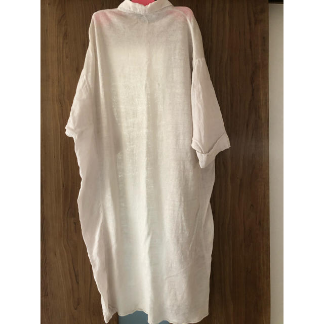 evam eva(エヴァムエヴァ)のevam eva linen ロングシャツ レディースのトップス(シャツ/ブラウス(半袖/袖なし))の商品写真