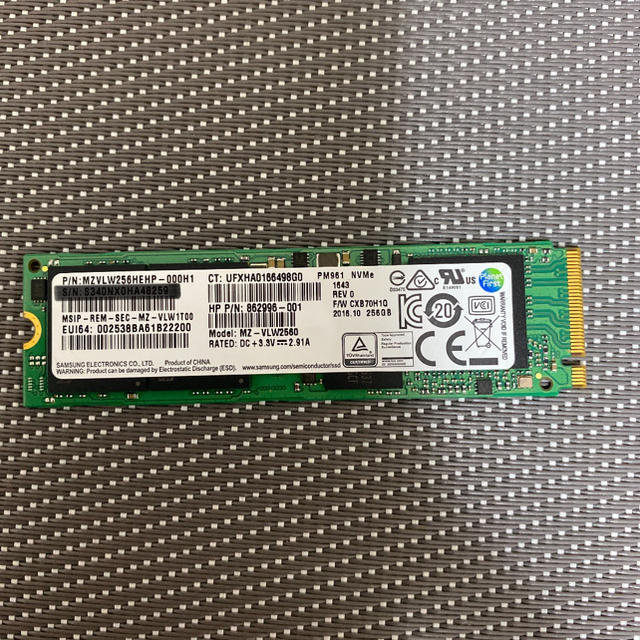 Samsung SSD PM961 M.2 NVMe 256GB使用時間3h