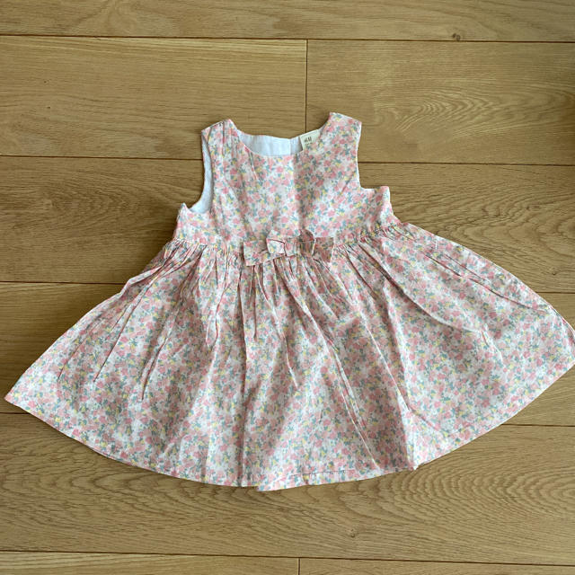 H&M 花柄ワンピース♡新品 キッズ/ベビー/マタニティのベビー服(~85cm)(ワンピース)の商品写真