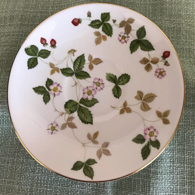 ご専用です☆WEDGWOOD ウェッジウッド　カップ&ソーサー 2客 3