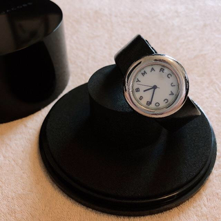 マークバイマークジェイコブス(MARC BY MARC JACOBS)のマークバイマークジェイコブス　腕時計　新品　購入店証明書付き(腕時計)