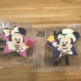 ディズニー(Disney)の2019 イツクリ　ピンバッジセット(キャラクターグッズ)