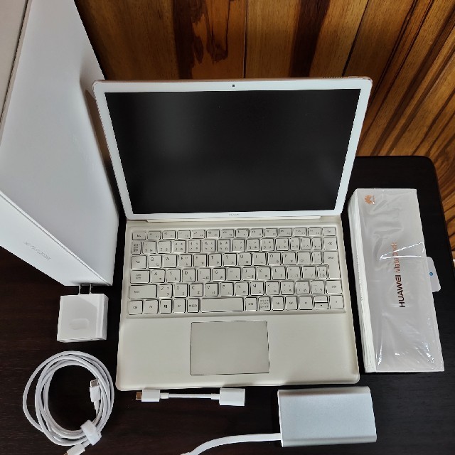 HUAWEI 2in1タブレット MateBook E
