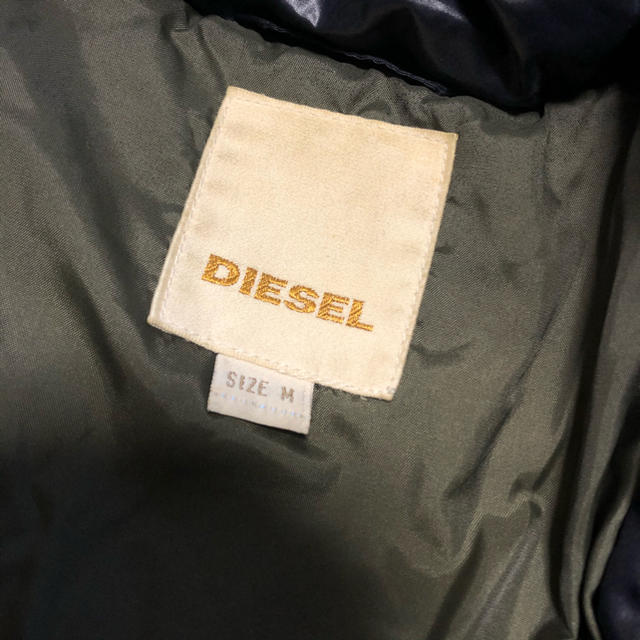 DIESEL(ディーゼル)のDIESEL ダウンジャケット　メンズ メンズのジャケット/アウター(ダウンジャケット)の商品写真