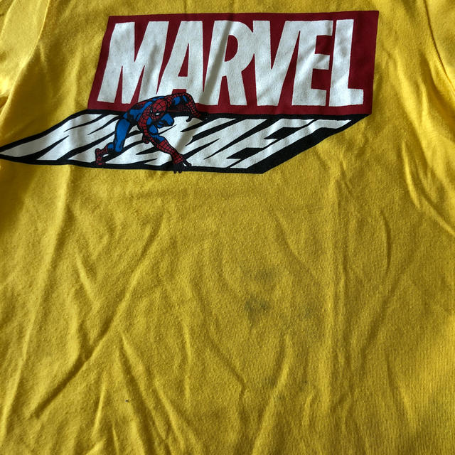 GU(ジーユー)のGU  スパイダーマンMARVEL   Tシャツ２枚セット　130サイズ キッズ/ベビー/マタニティのキッズ服女の子用(90cm~)(Tシャツ/カットソー)の商品写真