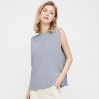 ユニクロ(UNIQLO)のユニクロ　クレープジャージーT ノースリーブ(シャツ/ブラウス(半袖/袖なし))