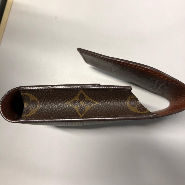 LOUIS VUITTON(ルイヴィトン)のLOUIS VUITTON モノグラムシガレットケース。 メンズのファッション小物(タバコグッズ)の商品写真