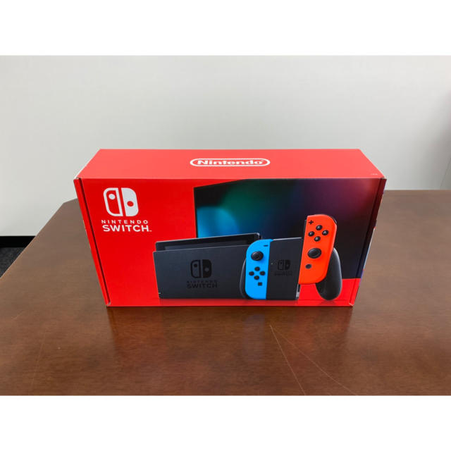 Nintendo Switch(ニンテンドースイッチ)の任天堂　スイッチ　本体　NINTENDO Switch 新品 エンタメ/ホビーのゲームソフト/ゲーム機本体(家庭用ゲーム機本体)の商品写真