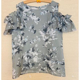 トッコ(tocco)のtocco closet ブラウス(シャツ/ブラウス(半袖/袖なし))