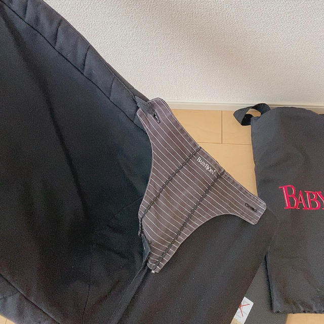 BABYBJORN(ベビービョルン)の専用ページ　キャリーバックのみ キッズ/ベビー/マタニティの寝具/家具(その他)の商品写真