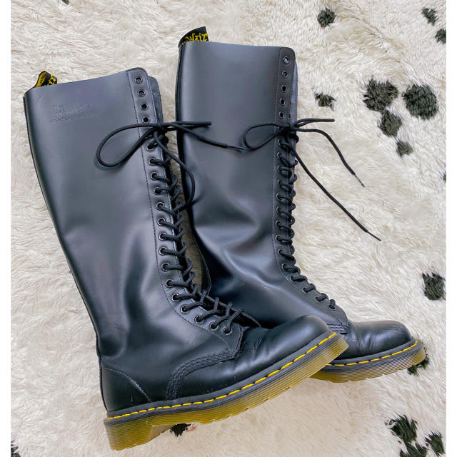 Dr.Martens(ドクターマーチン)のDr.Martens⭐︎送料込み レディースの靴/シューズ(ブーツ)の商品写真