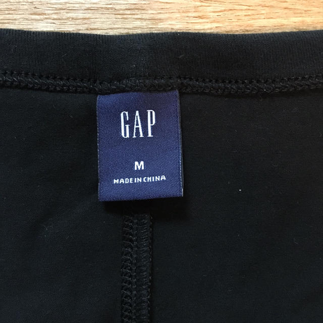 GAP(ギャップ)のVネックTシャツ レディースのトップス(Tシャツ(長袖/七分))の商品写真