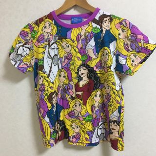 ディズニー(Disney)のいちごさま専用　東京ディズニーリゾート　塔の上のラプンツェル　総柄Tシャツ(Tシャツ/カットソー)