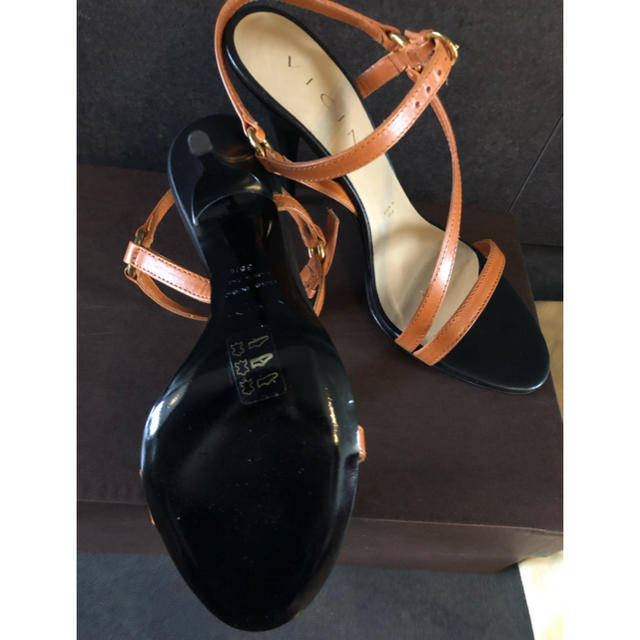 新品 VICINI サンダル 35ハーフ