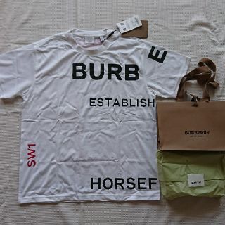 バーバリー(BURBERRY)のBURBERRY・新品・Ｔシャツ白Ｓホースフェリー ・バーバリー(Tシャツ(半袖/袖なし))