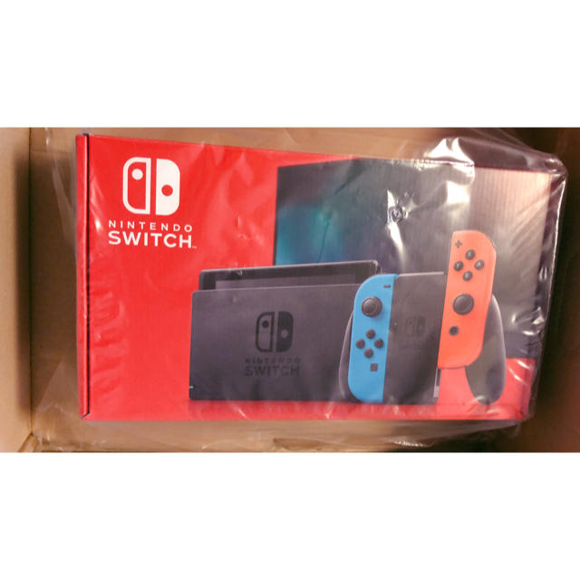 Nintendo Switch (L) ネオンブルー / (R) ネオンレッド