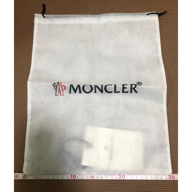 MONCLER(モンクレール)のモンクレール　ショップ袋　内袋 レディースのバッグ(ショップ袋)の商品写真