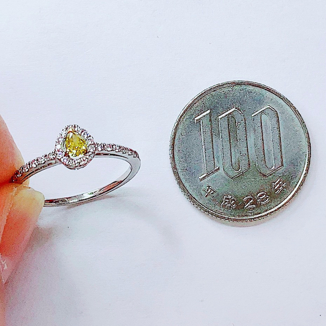 ★一粒0.148ct★ファンシーイエロー✨ダイヤモンドプラチナリング指輪 レディースのアクセサリー(リング(指輪))の商品写真