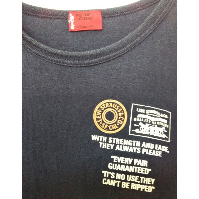 Levi's(リーバイス)の★Levi'sリーバイス★どこから見てもカッコいい半袖Tシャツ★紺色ネイビー★ レディースのトップス(Tシャツ(半袖/袖なし))の商品写真