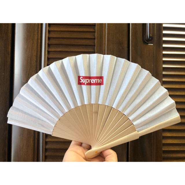 Supreme(シュプリーム)のSupreme Sasquatchfabrix Folding Fan 扇子 メンズのファッション小物(その他)の商品写真