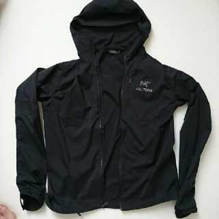 アークテリクス(ARC'TERYX)のぱいなつぷる様専用 ARC'TERYX スコーミッシュフーディ(パーカー)