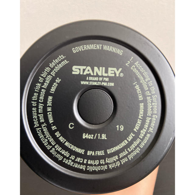 Stanley(スタンレー)のスタンレー　グロウラー　1.9L 新品　未使用 スポーツ/アウトドアのアウトドア(食器)の商品写真