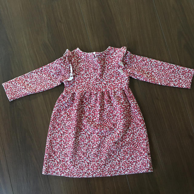 ZARA KIDS(ザラキッズ)の【ブン太様専用】お値下げ　美品　ZARA 花柄ワンピース　3シーズン着手可 キッズ/ベビー/マタニティのキッズ服女の子用(90cm~)(ワンピース)の商品写真