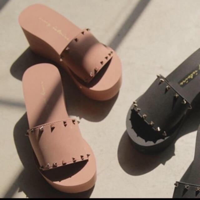 eimy istoire(エイミーイストワール)の❤️【送料込】エイミーイストワール☆ラバーサンダル レディースの靴/シューズ(サンダル)の商品写真