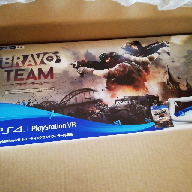 PS4 Bravo Team　新品未開封 エンタメ/ホビーのゲームソフト/ゲーム機本体(家庭用ゲーム機本体)の商品写真