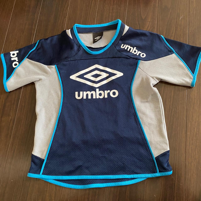 UMBRO(アンブロ)の【2枚セット】半袖 シャツ アンブロ UMBRO サイズ130センチ スポーツ/アウトドアのサッカー/フットサル(ウェア)の商品写真