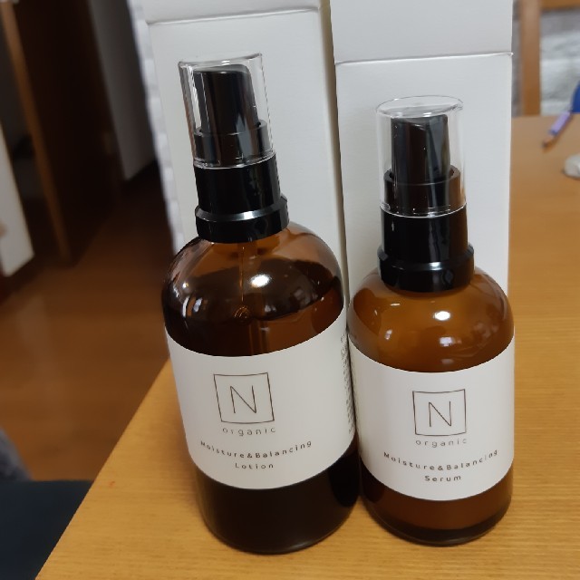 未使用　Ｎ organic モイスチュア＆バランシング セラム ローションセット コスメ/美容のスキンケア/基礎化粧品(化粧水/ローション)の商品写真