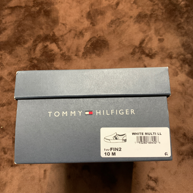 TOMMY HILFIGER(トミーヒルフィガー)のトミーヒルフィガーTommy Hilfigerスリッポン ロゴ 白 スニーカー  メンズの靴/シューズ(スニーカー)の商品写真