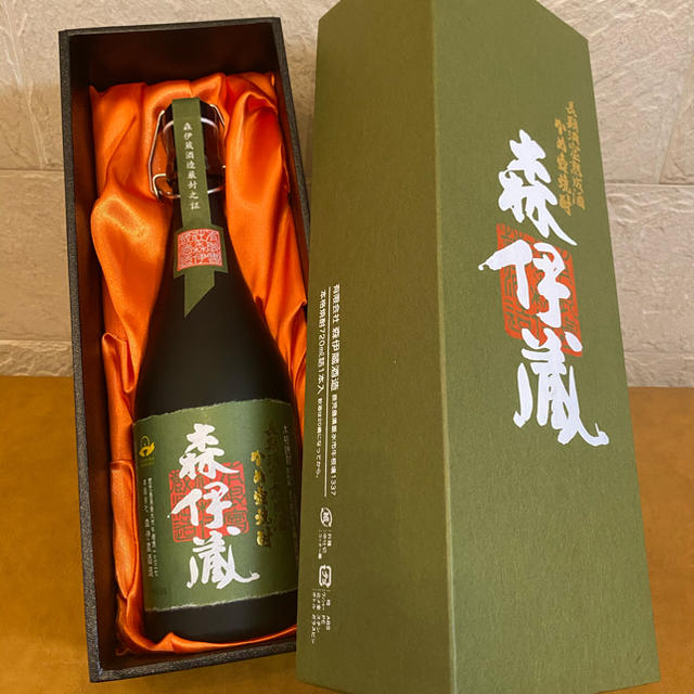 極上森伊蔵720ml 食品/飲料/酒の酒(焼酎)の商品写真
