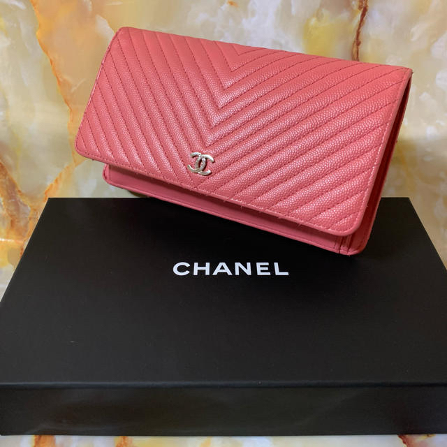 美品! CHANEL シャネル 2016モデル シェブロン 長財布 正規店メンテ