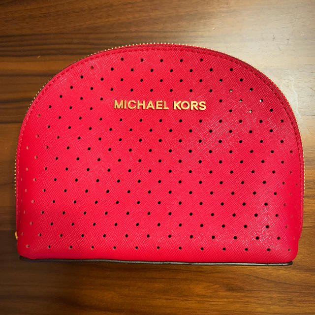 Michael Kors(マイケルコース)の新品未使用ポーチ レディースのファッション小物(ポーチ)の商品写真