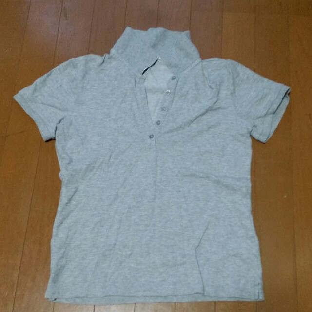 UNIQLO(ユニクロ)のポロシャツ　グレー　レディース　L レディースのトップス(シャツ/ブラウス(半袖/袖なし))の商品写真
