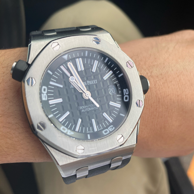 AUDEMARS PIGUET(オーデマピゲ)のオーデマピゲ　オフショアダイバー　 メンズの時計(腕時計(アナログ))の商品写真