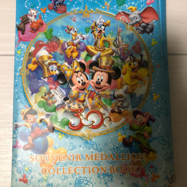 30周年限定東京ディズニーランドメダルコインケース 絶対見逃せない