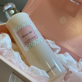 ジルスチュアート(JILLSTUART)のジルスチュアート　 リラックスシャワージェル 250ml JILL STUART(ボディソープ/石鹸)