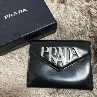 プラダ(PRADA)のPRADA プラダ　財布　ブラック　レザー(折り財布)