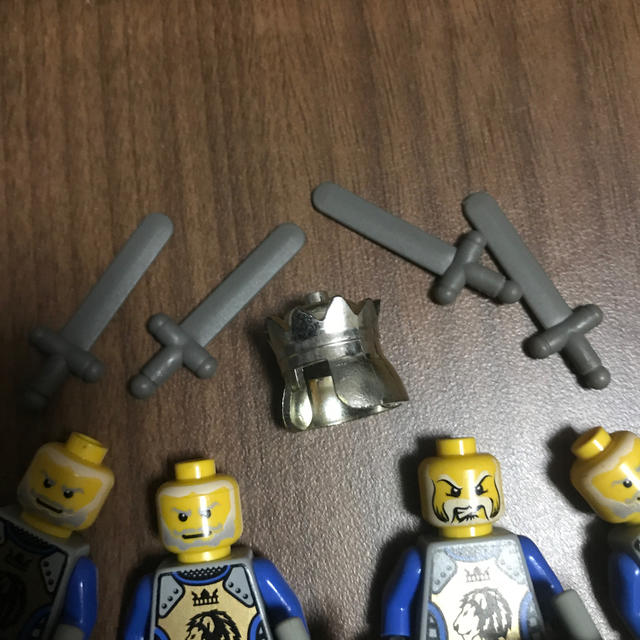 Lego(レゴ)のレゴLEGOミニフィグ4体　兵士ジャンク キッズ/ベビー/マタニティのおもちゃ(知育玩具)の商品写真